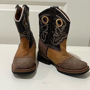 Western toddler boots 9.5 boys